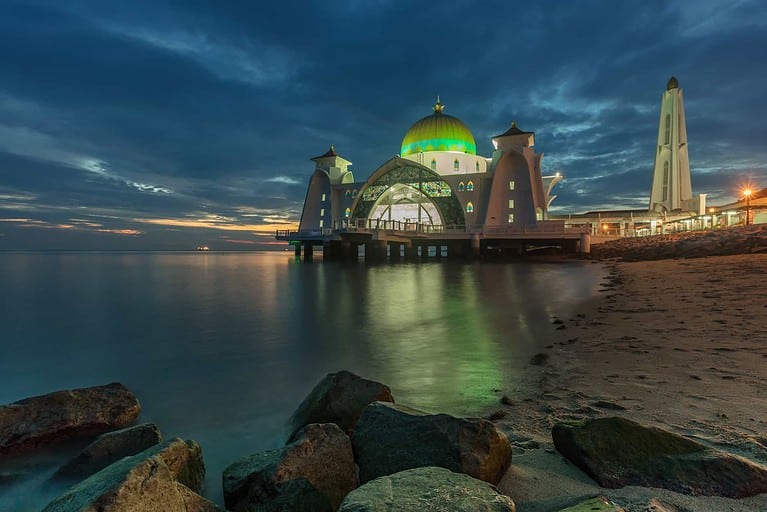 floating mosque of melacca